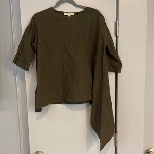 Mimi Maxi Asymmetrical Top in green, size small
